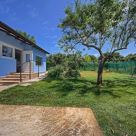 House With Private Garden Nyaraló Póla