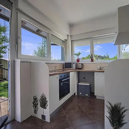 Dom wakacyjny House With Private Garden *